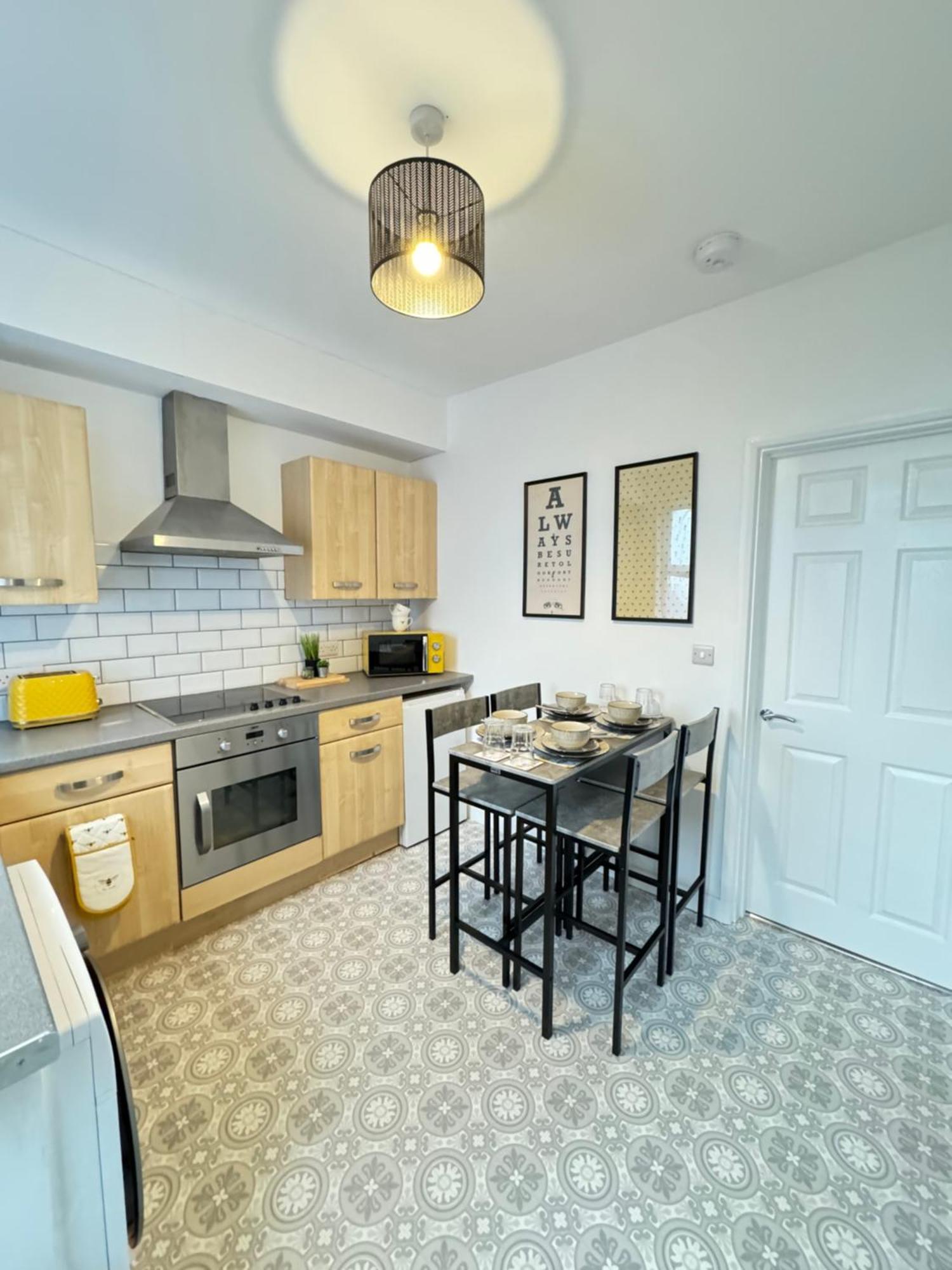 Cosy Home In Barnsley Centre Extérieur photo